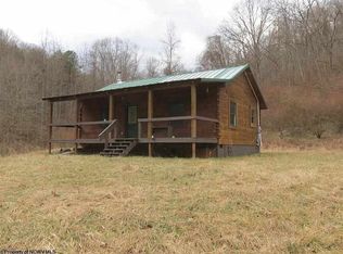 1717 Camp Creek Rd, Advent, WV 25320