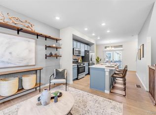 2861 S Fox Ct, Englewood, CO 80110