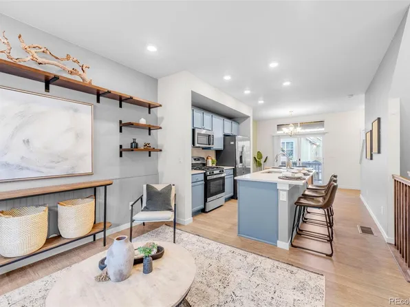 2861 S Fox Court, Englewood, CO 80110