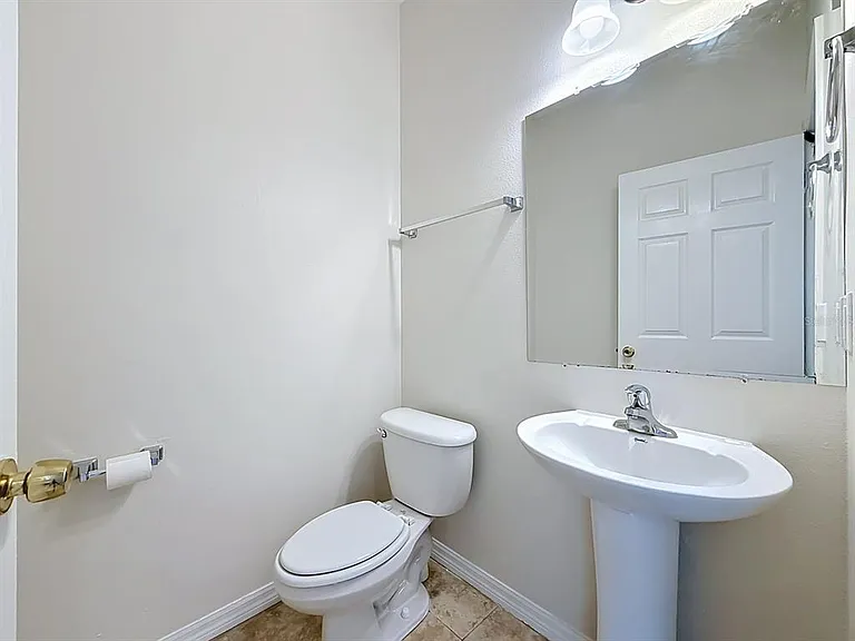 648 Norfolk St — Photo 26
