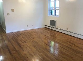66-28 53rd Ave, Flushing, NY 11378