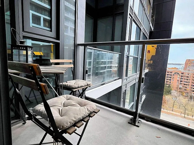 70 Princess St #1034 — Photo 31