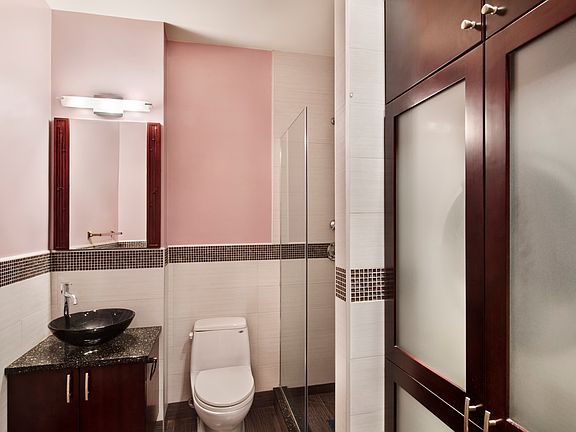 5th image of 101 W 79th St APT 4E
