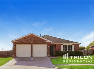 1310 Cloyne Dr, Arlington, TX 76002