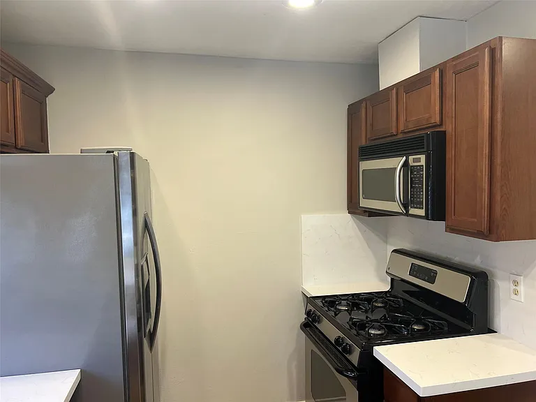 1507 Alderbrook Dr — Photo 10