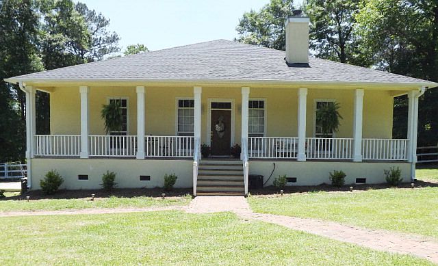 1st image of 111 Brentwood Ln