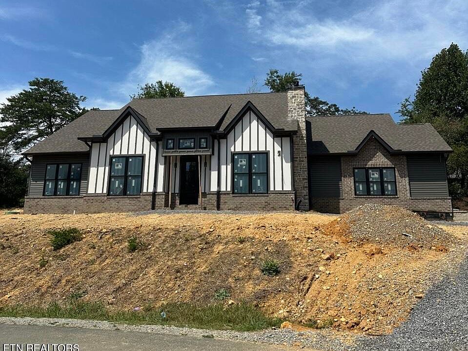 1st image of 107 Amohi Way