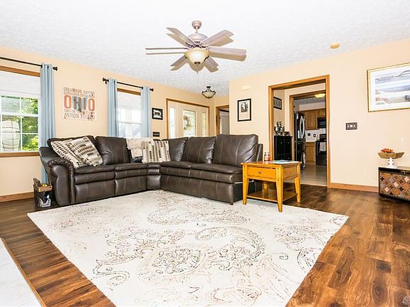 5th image of 2503 Renwick Way