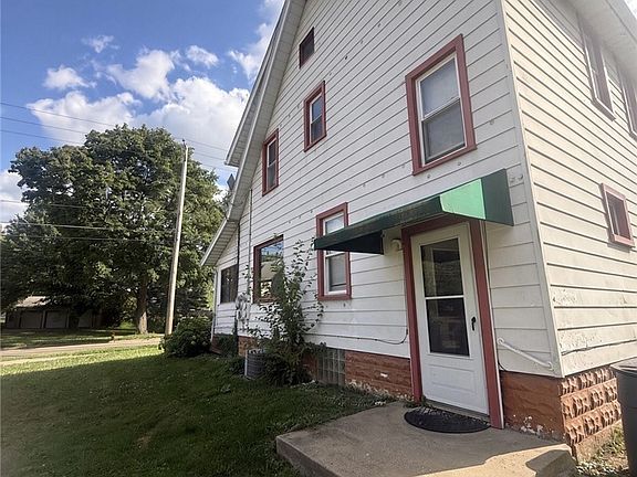 2nd image of 303 W Marshall Rd