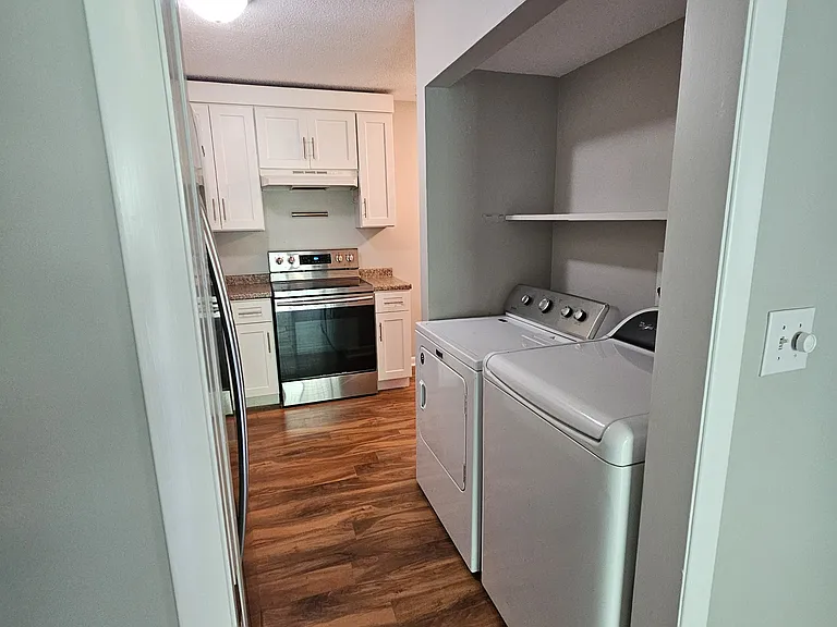 800 Reads Lake Rd #317 — Photo 8