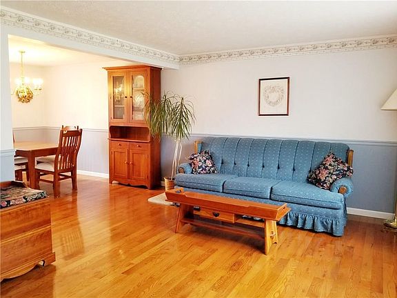 4th image of 23 Camborne Cir