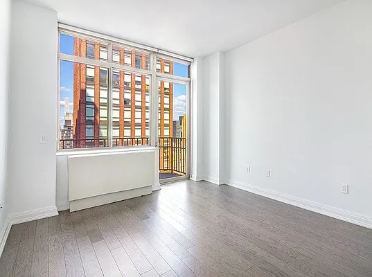 Rented by Mirador Real Estate | media 6