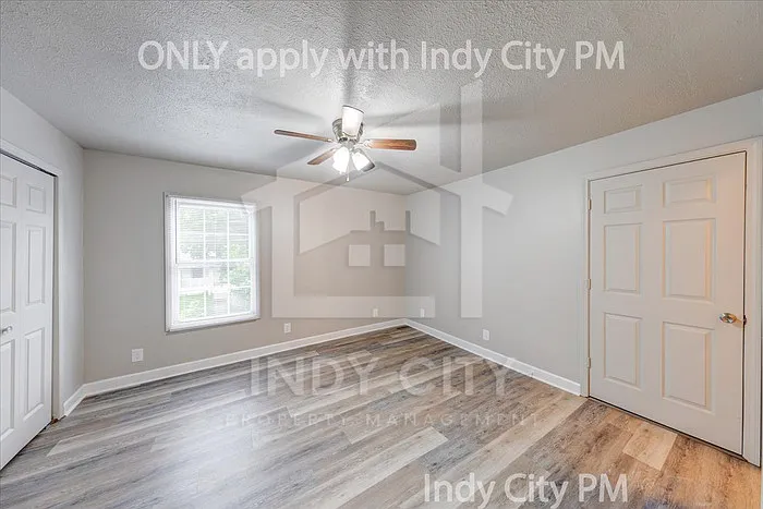 117 N Riley Ave — Photo 22