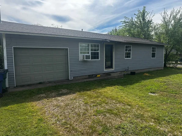 623 Grayson St, Pottsboro, TX 75076