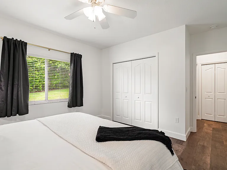 12649 Oak Hollow Ct — Photo 41