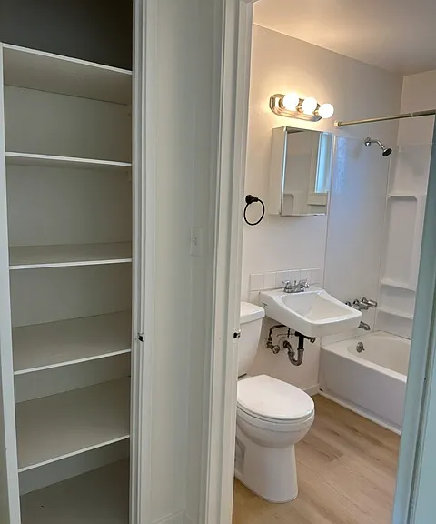 1707 NW Ione Pl #1707 — Photo 7