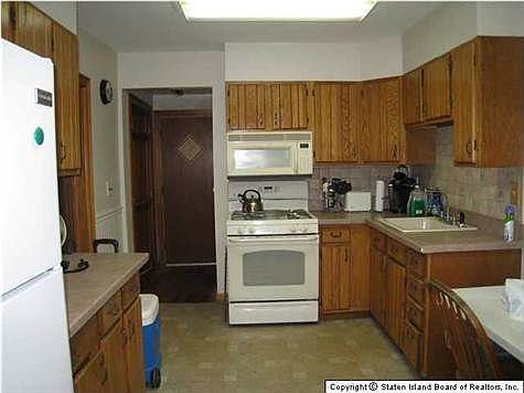 3rd image of 312 Glen Ave