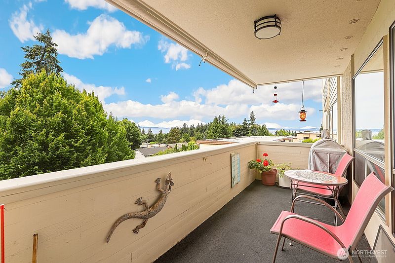 2nd image of 1130 5th Avenue S #201