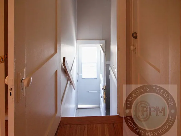 4202 Barker Ave — Photo 9
