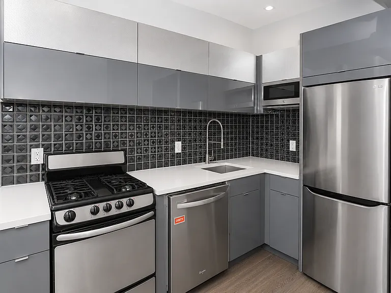 1814 Palmetto St #3 — Photo 3