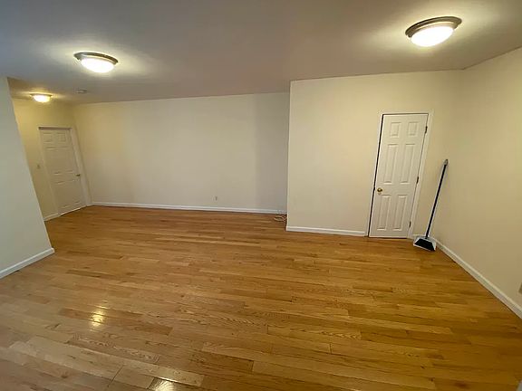 5th image of 247 Wadsworth Ave APT 3I