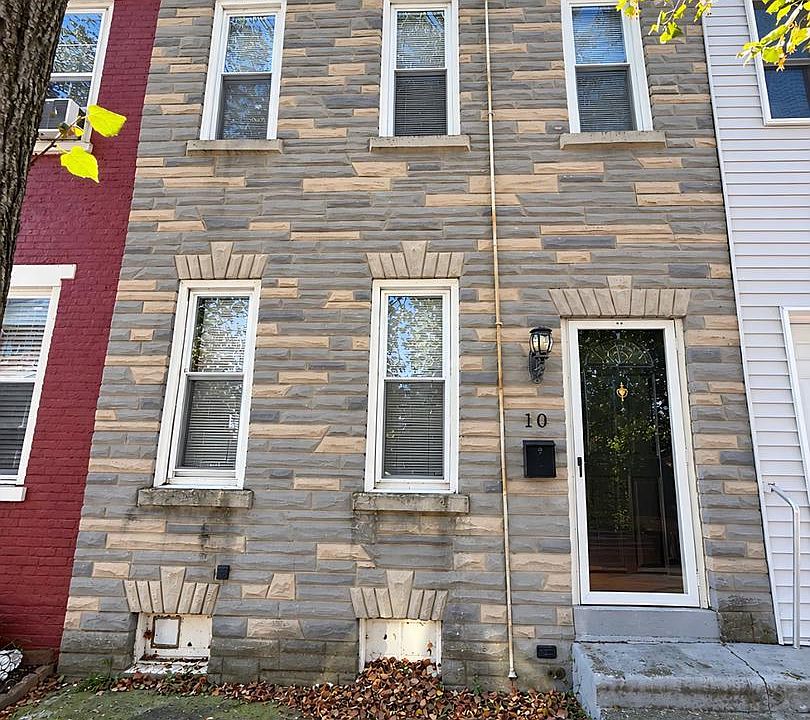 1st image of 10 W 4th St