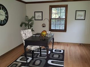 11 Tully St, Windham, NH 03087