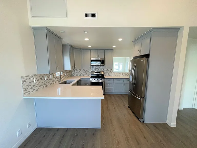 5344 Beachcomber St — Photo 8