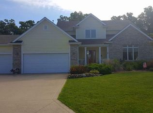 407 Deer Cliff Run, Fort Wayne, IN 46804