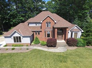 5645 Canyon Ridge Dr, Painesville, OH