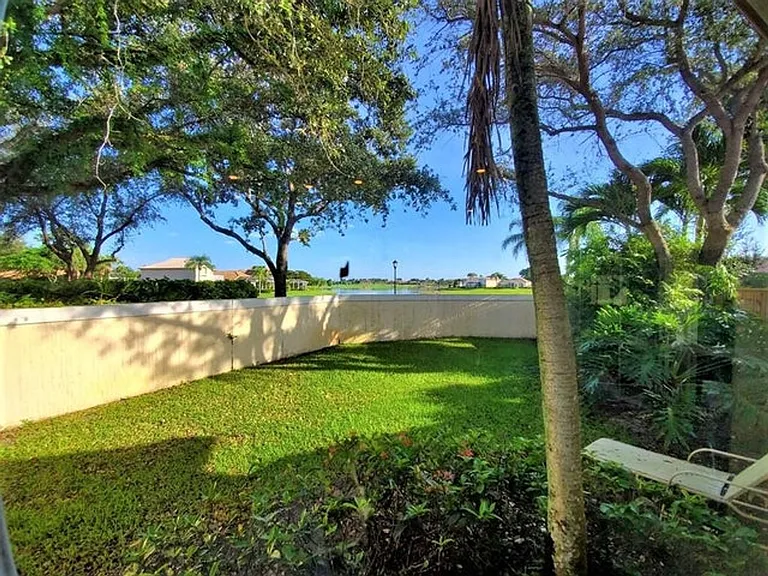 46 Pinnacle Cv — Photo 13