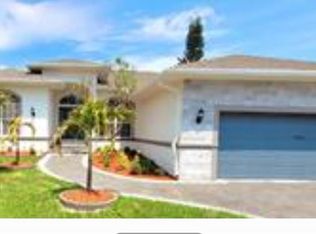 1415 Beach Club Ln, Apollo Beach, FL 33572
