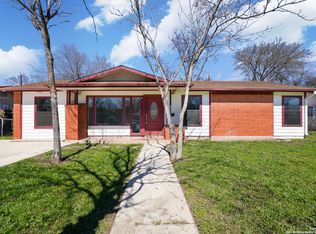 5035 Creekmoor Dr, San Antonio, TX 78220