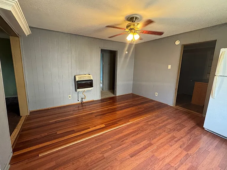 116 E Jackson Ave — Photo 5