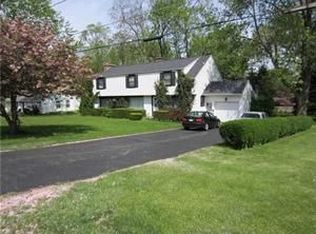925 Hillside Dr, Lewiston, NY