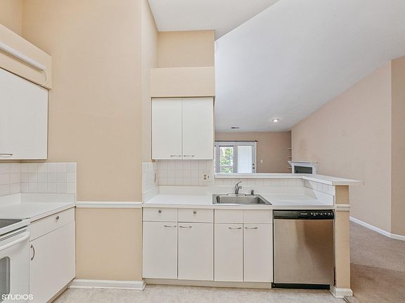 2nd image of 7510 Ashby Ln Unit I