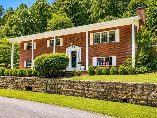 169 Burning Springs Rd, Belle, WV 25015
