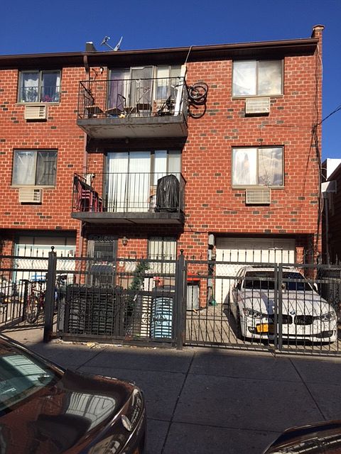 1st image of 10823 51st Ave