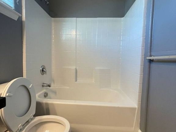 3rd image of 1540 B St #209