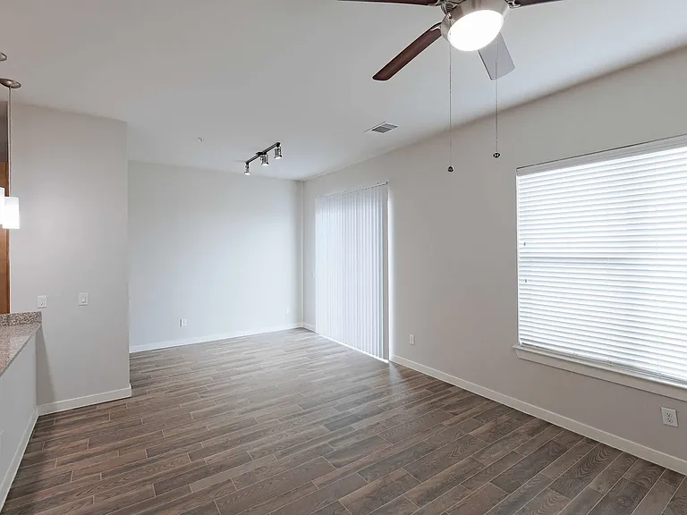 The District At Cypress Waters - Parson's Green — Photo 676
