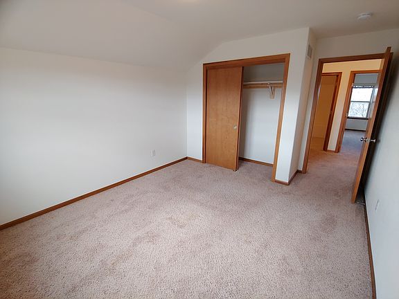 5th image of 116 Villa Ct