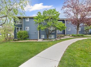 764 Terrace Ct APT A, Elgin, IL 60120