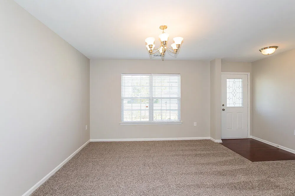 4 bed, 2.5 bath, 2263 sqft, $3,140 — Photo 2
