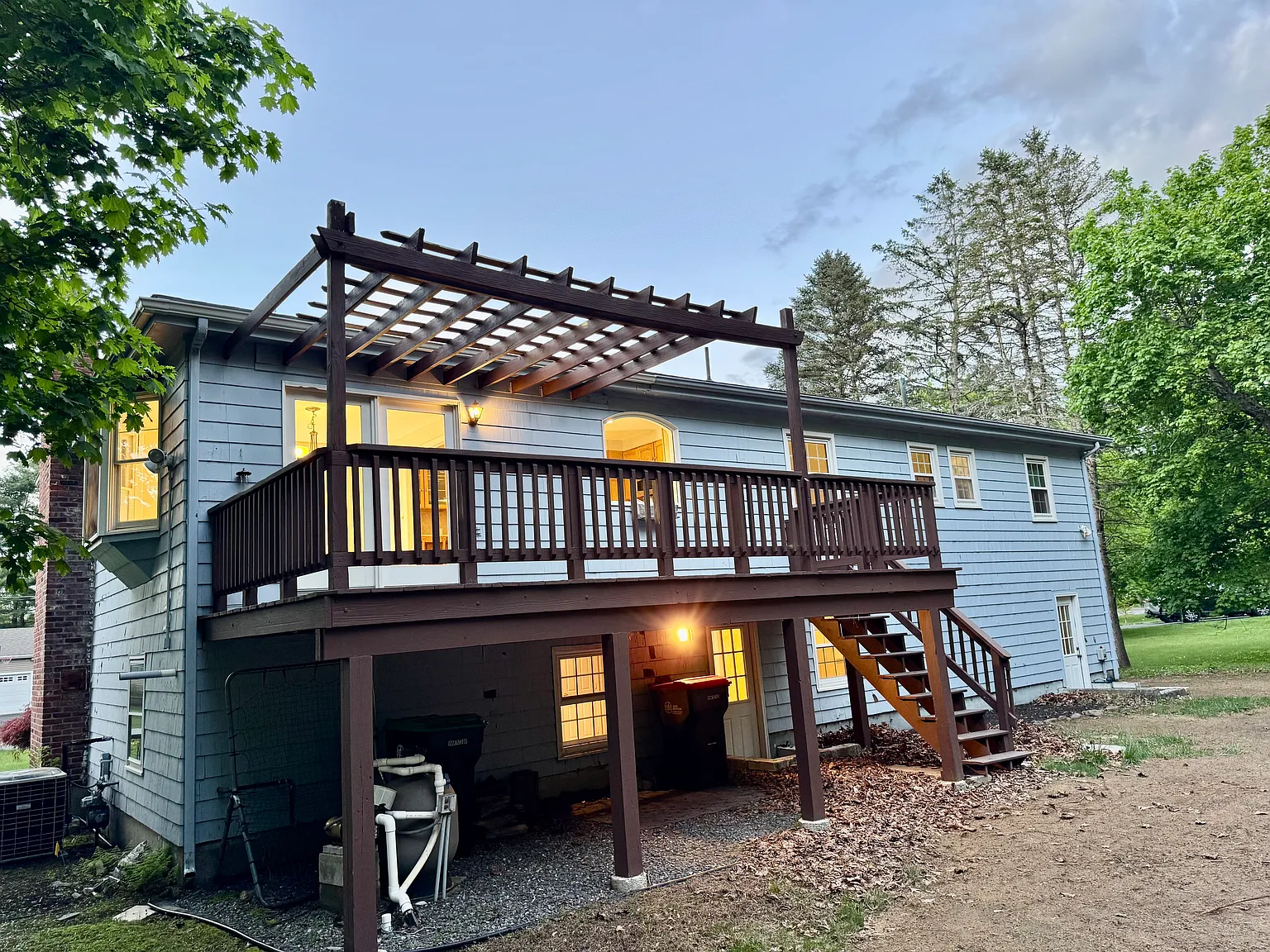 4 bed, 2600 sqft, $5,000 — Photo 2