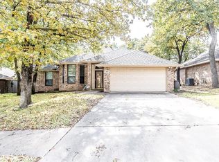 2504 Timber Trl, Denton, TX 76209