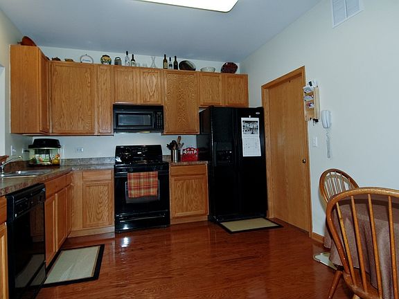 4th image of 118 Oak Knoll Ct