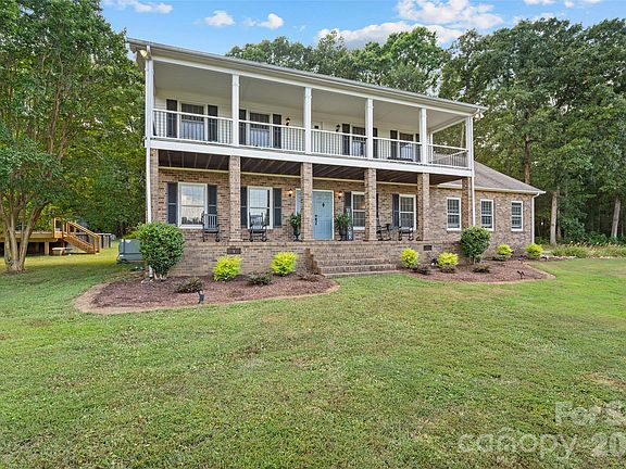 2nd image of 2520 Wooten Rd