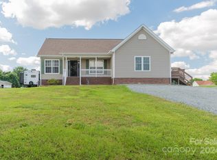 6915 Oxbow Ln, Monroe, NC 28110