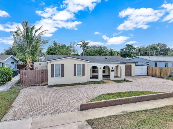 9180 SW 55th St, Cooper City, FL 33328
