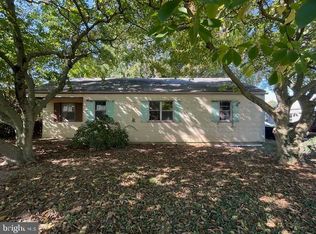 806 Harwood Rd, Wilmington, DE 19804